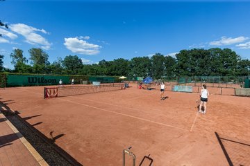 Bild 110 - VfL Westercelle - Rahlstedter HTC : Ergebnis: 2:7